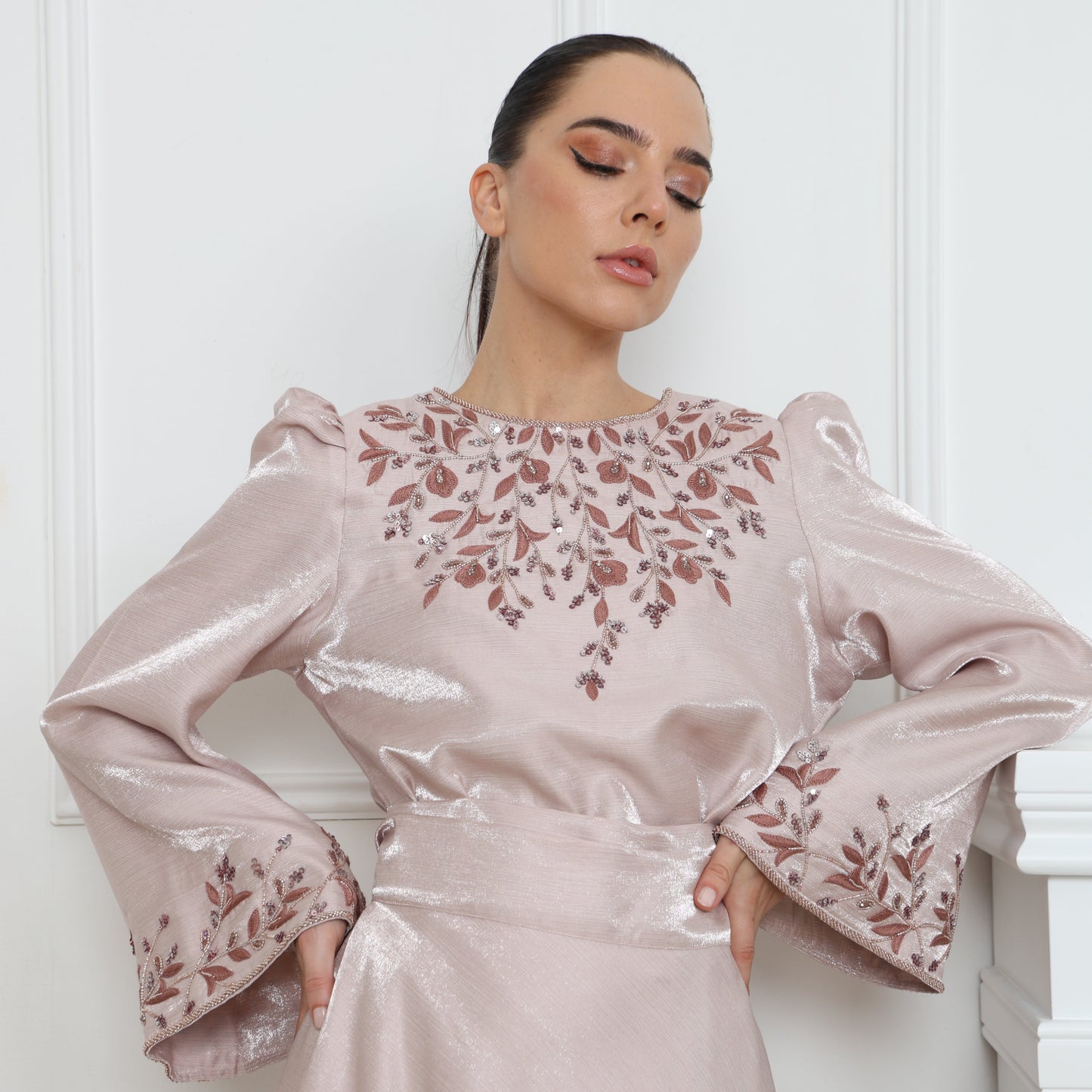 Leaves Skirt with Artistic Flair | تنورة ليفز بالطابع الفني