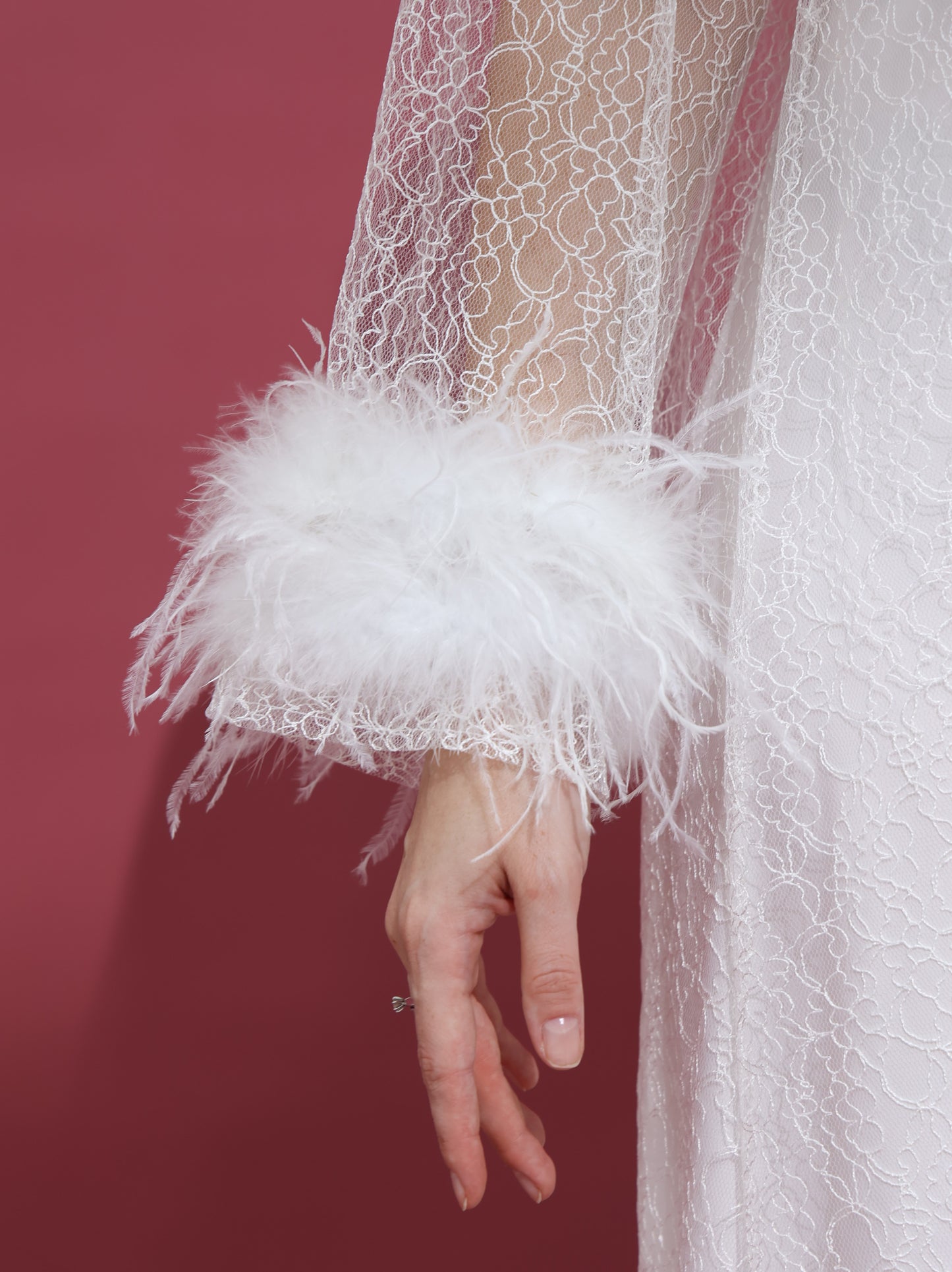 Elegant Lace nightwear - white