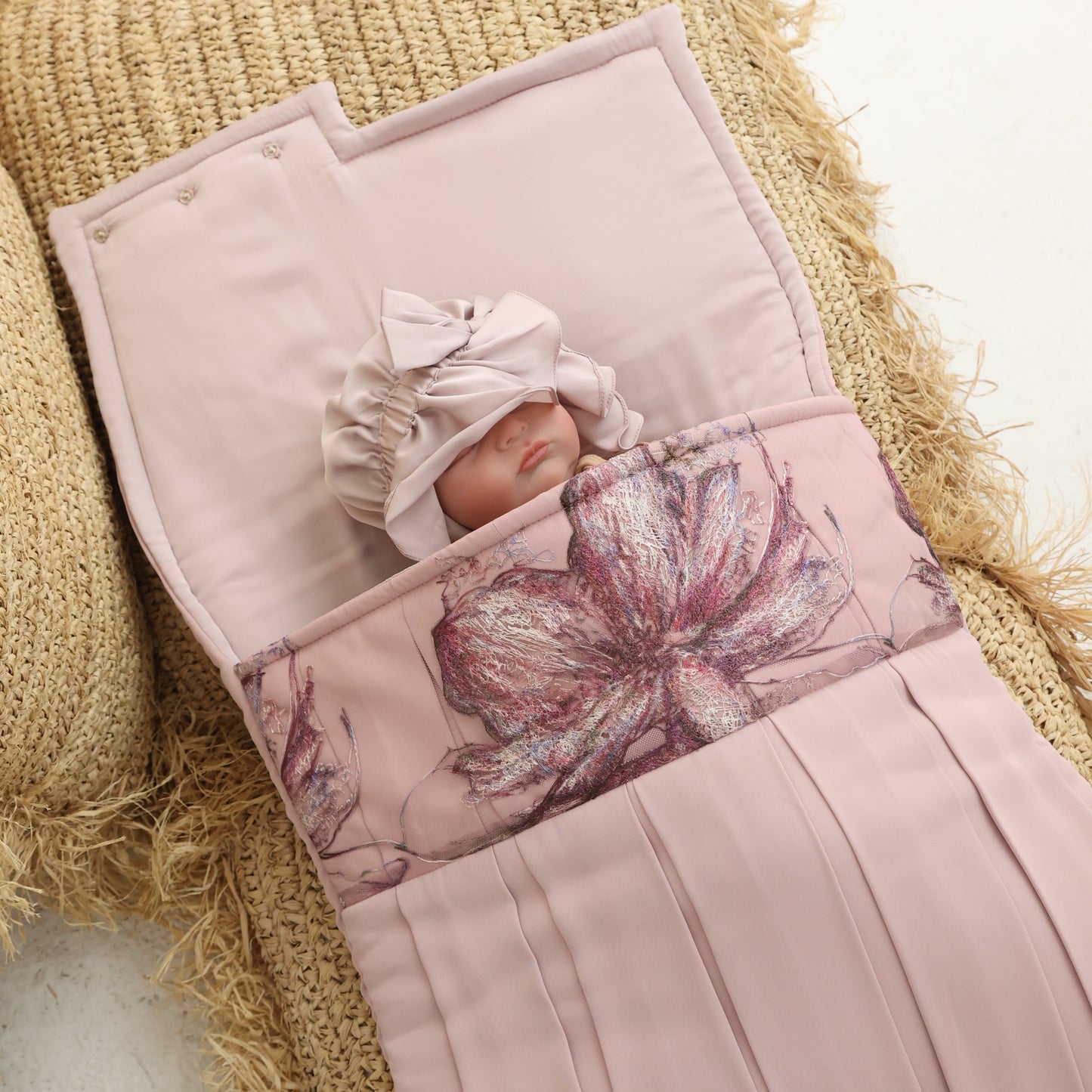 مدس الاوركيد الزهري