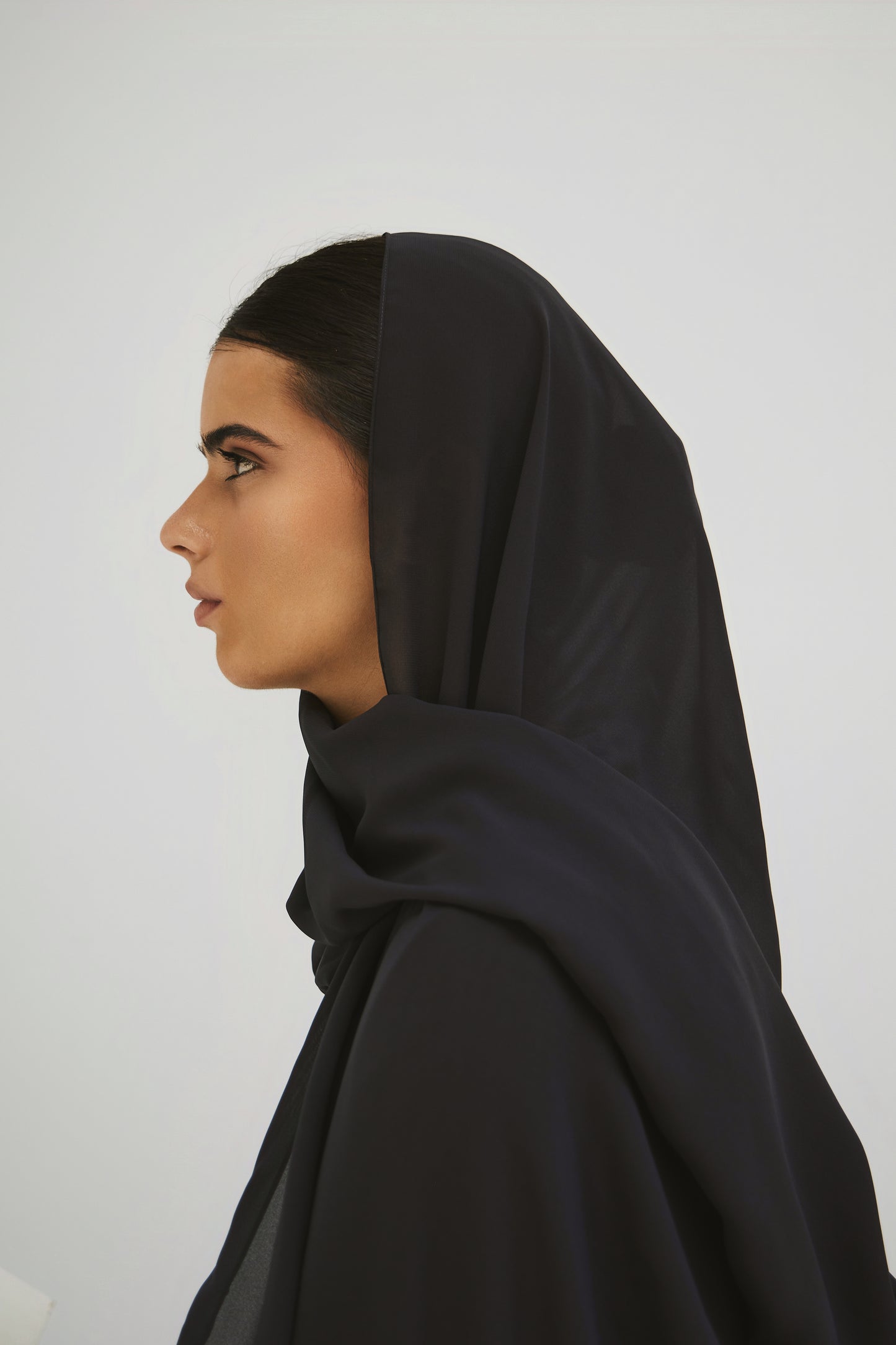 star Abaya | عباية ستار