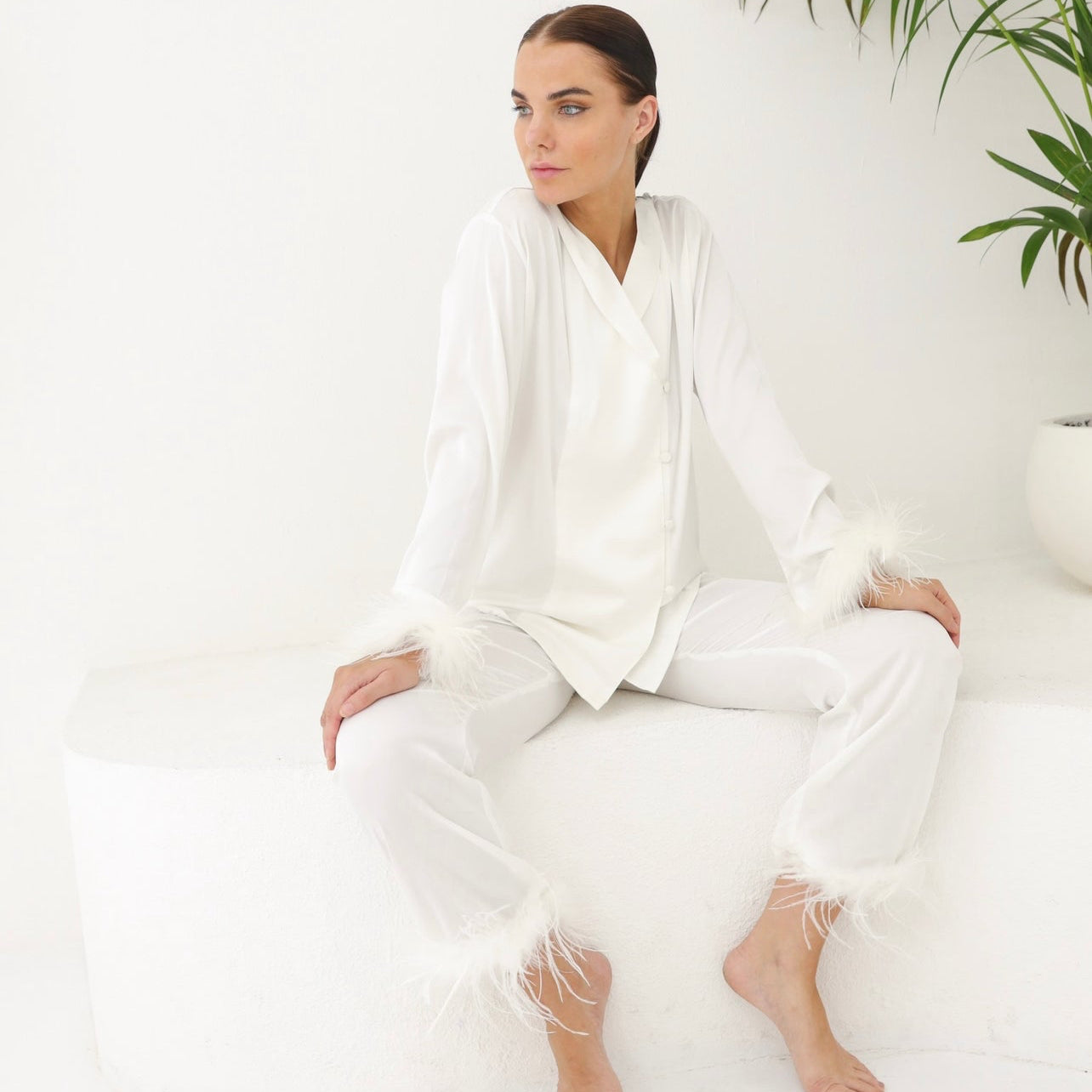 Feather PJ | بجامة الريش