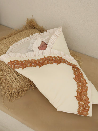Camellia swaddle | مدس كاميليا