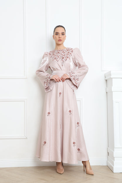 Leaves Skirt with Artistic Flair | تنورة ليفز بالطابع الفني