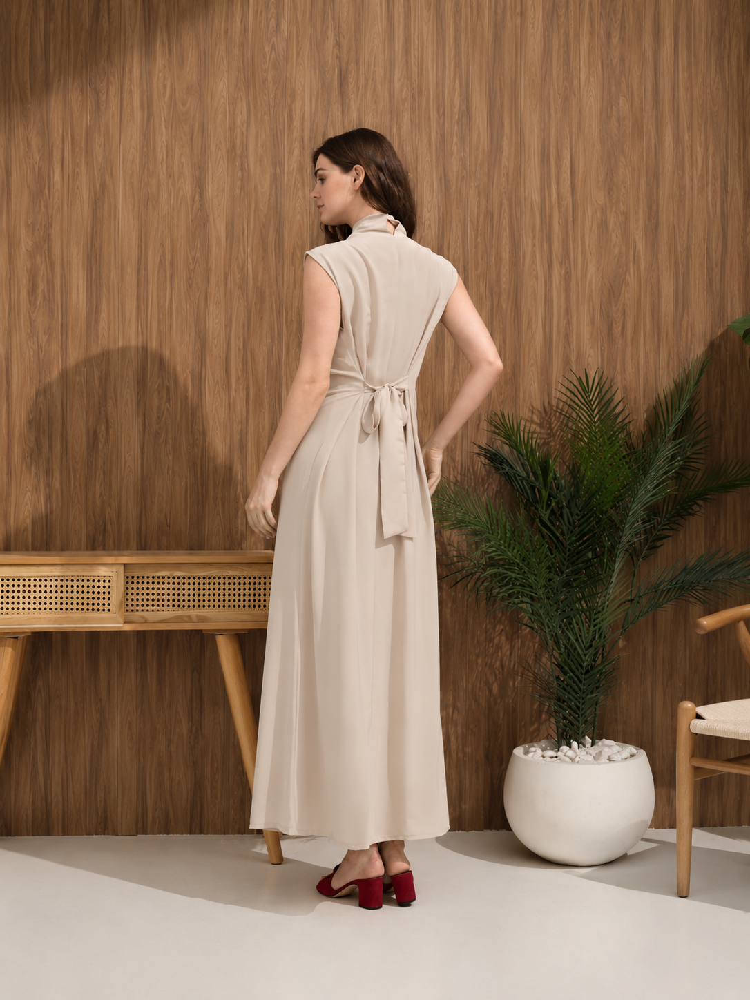 Curve Dress |  Vanilla Beige